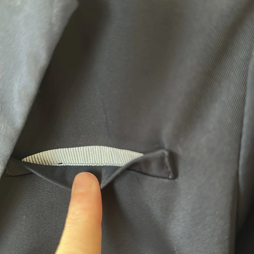 I Love H81 Cropped Blazer - Picture 6 of 7